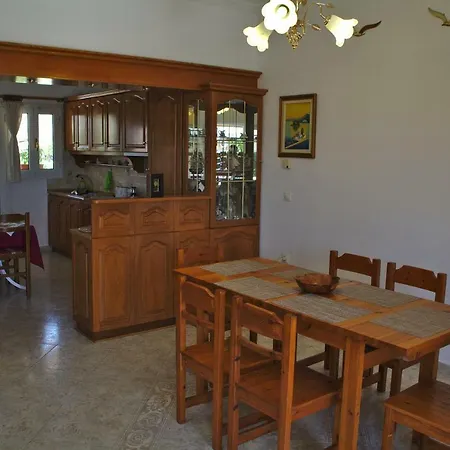 Holiday home Stathoula's House Kontokali